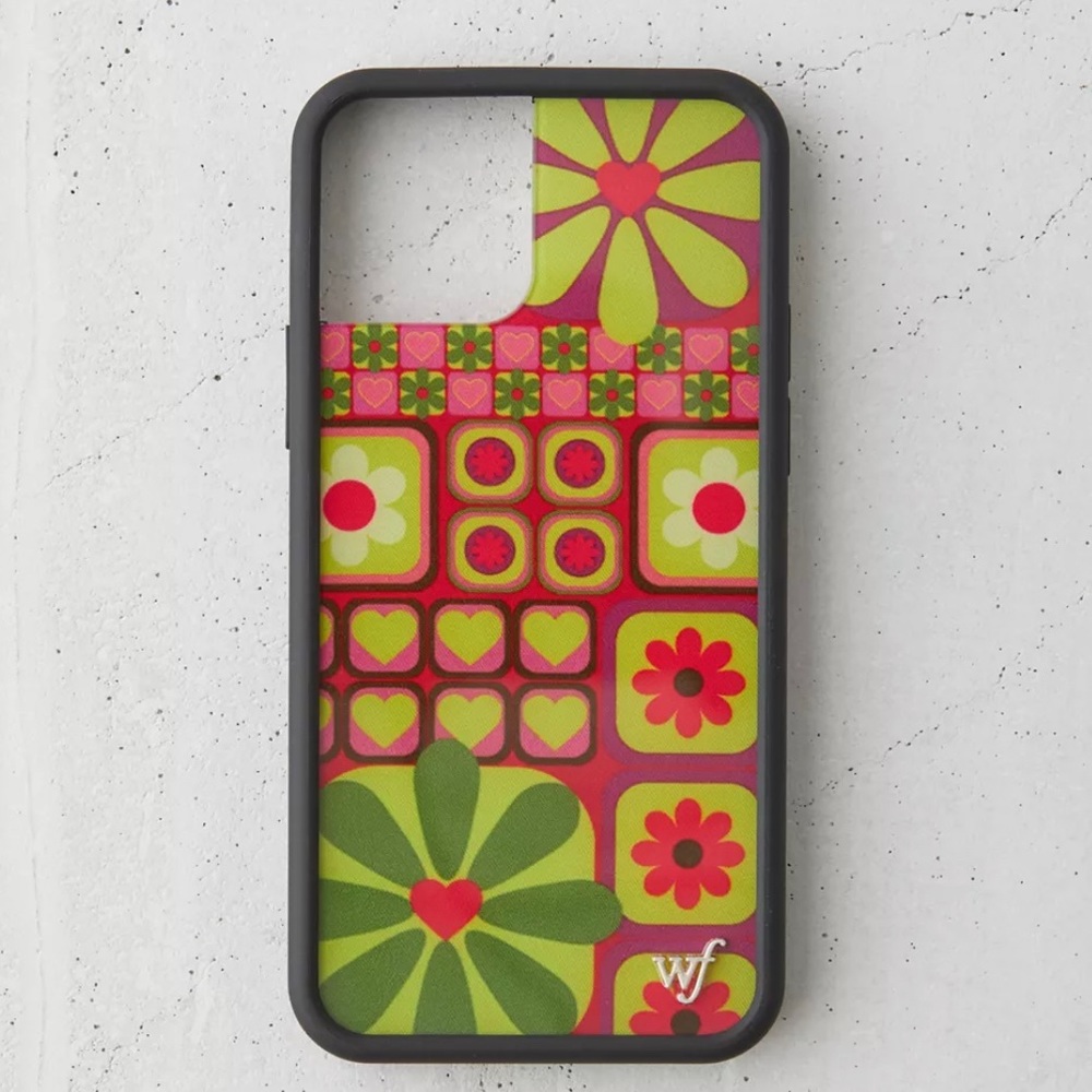 Urban Outfitters Wildflower Flower Funk iPhone XR 11 12/12 Pro Case